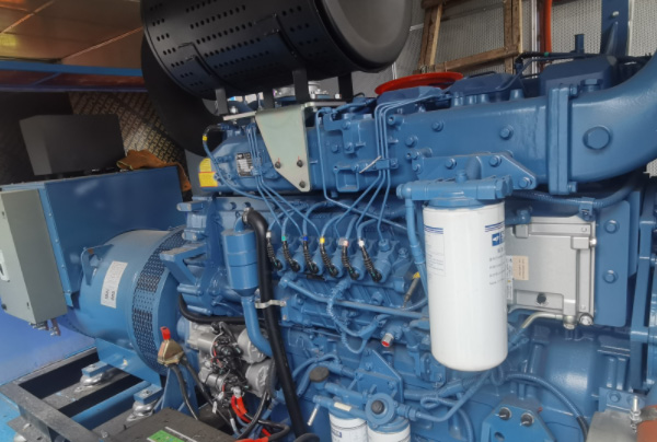 柴油发电机罐、泵、阀门破损保养